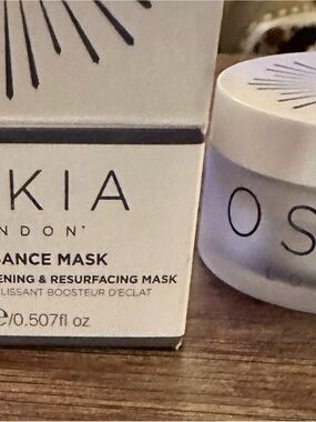Radiance Mask - White
